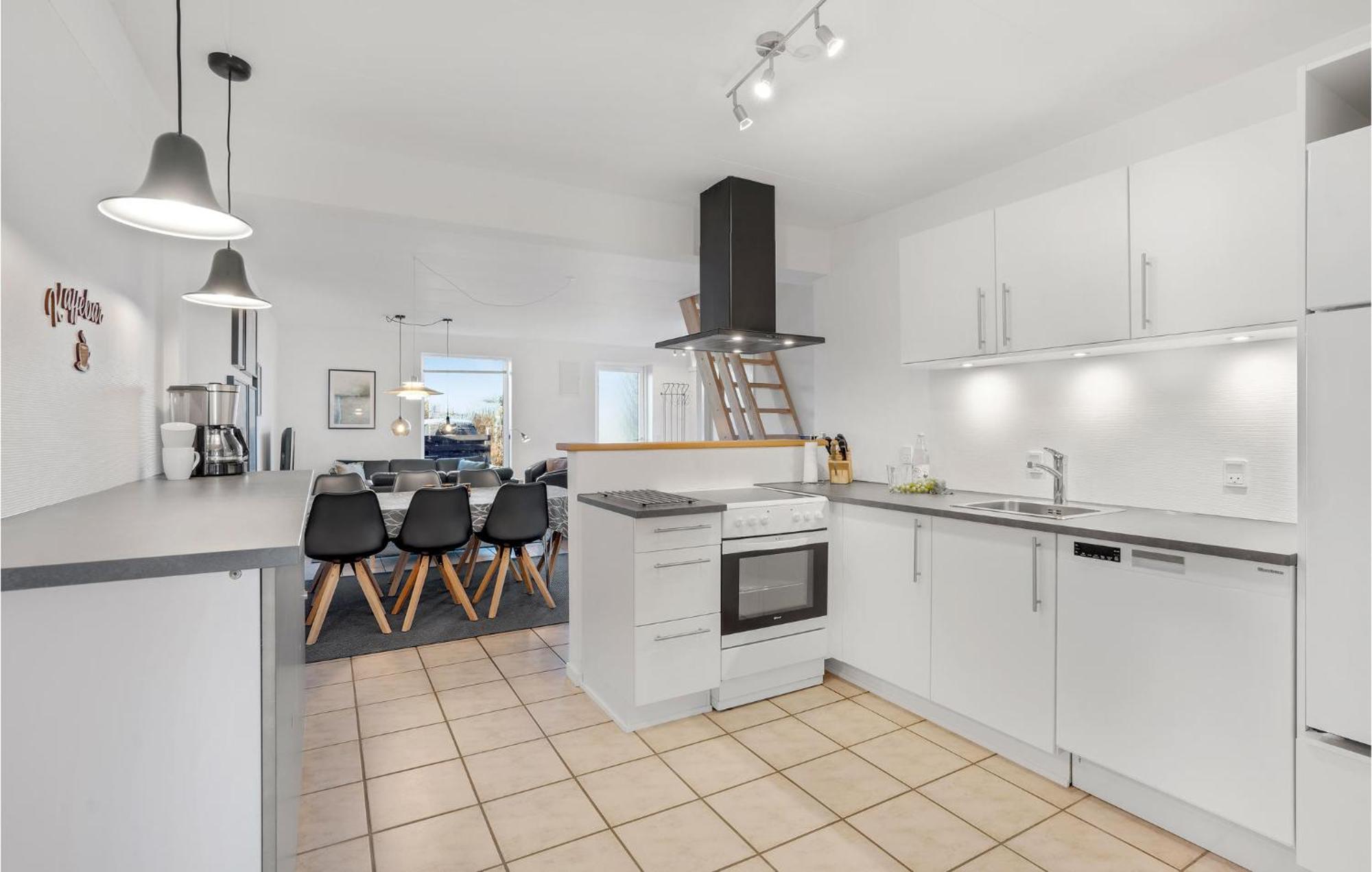Amazing Home In Hvide Sande With Wifi Bjerregard Luaran gambar