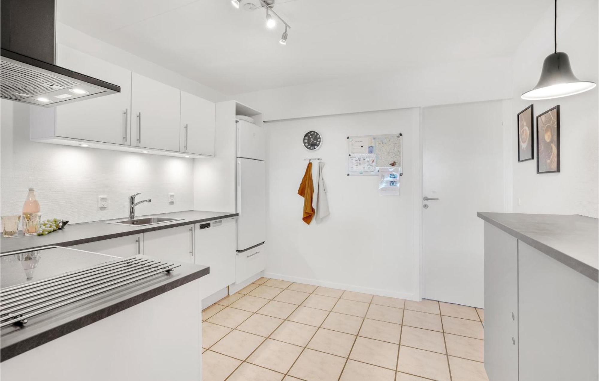 Amazing Home In Hvide Sande With Wifi Bjerregard Luaran gambar